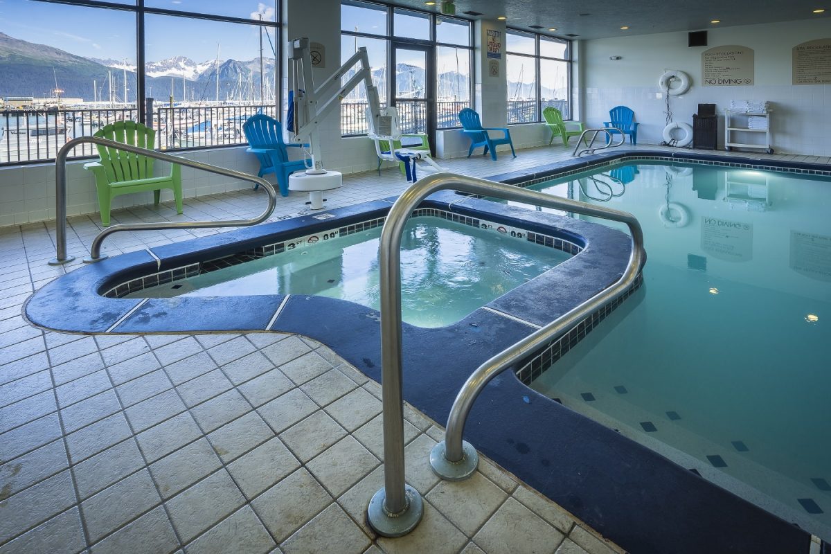 Harbor 360 Hotel Hot Tub