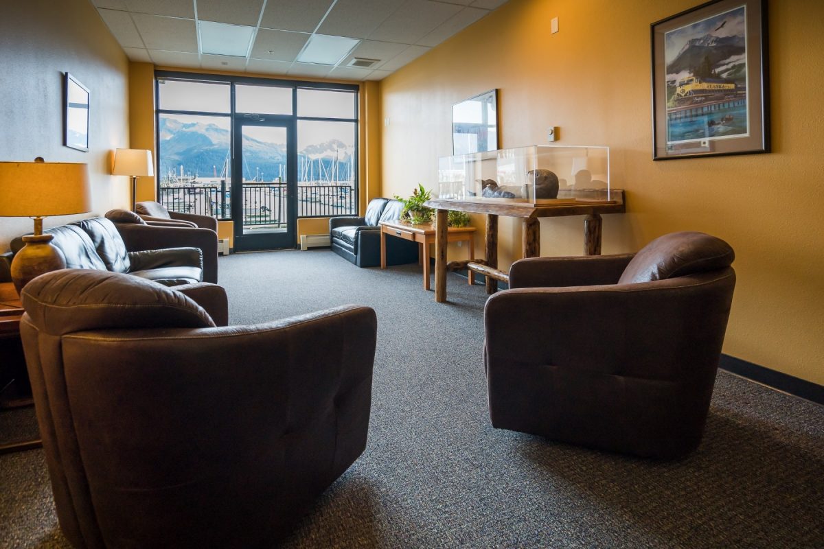 Otter Lounge in Harbor 360 Hotel
